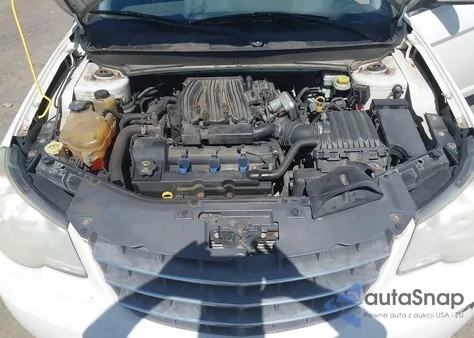 2010 Chrysler Sebring Touring z USA, uszkodzony, nr VIN 1C3BC5ED4AN159928